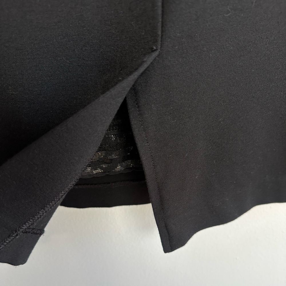 Chico's Classic Black Slimming Pencil Skirt Size 2 = Large - Picture 3 of 7